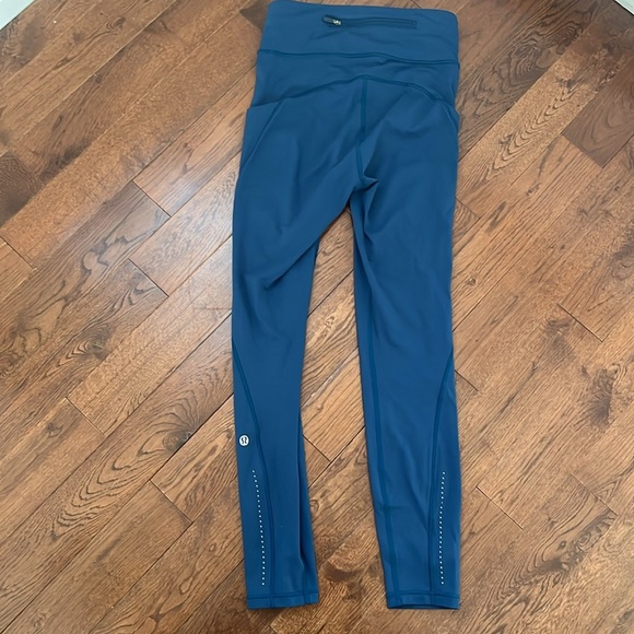 Iron blue lululemon leggings - Picture 3 of 3